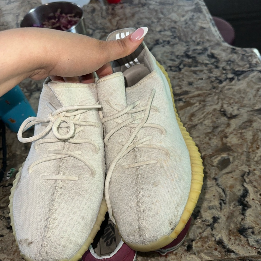 Women's Cream Sneakers